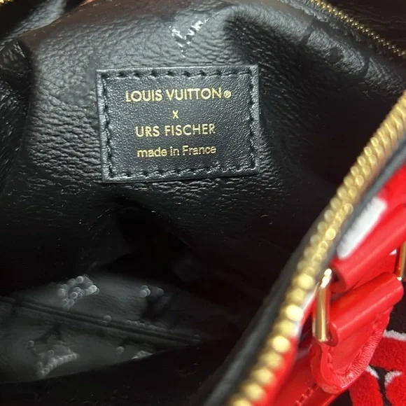 ๐ SPEEDY ๐ BRAND NEW Louis Vuitton Red and Black Satchel BANDOULIERE - Picture 10 of 14